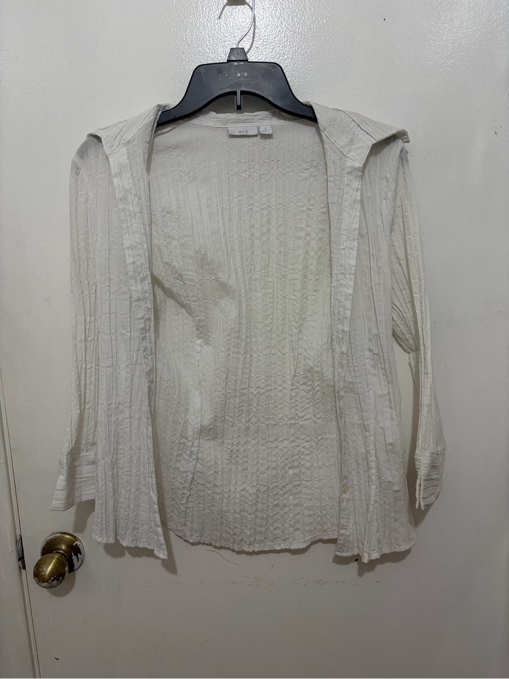 Apt. 9 White Textured button Shirt